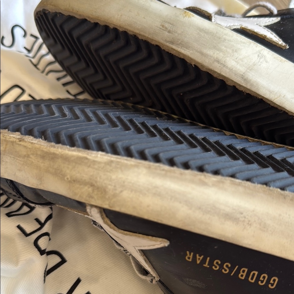 Authentic Golden Goose Black and White Star Sneakers - Picture 2 of 2
